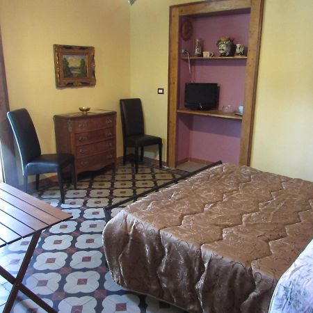 Antico Palazzo Bed & Breakfast Giardini Naxos Exterior photo