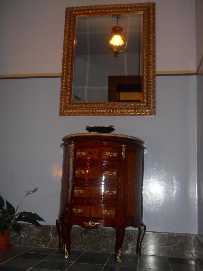 Antico Palazzo Bed & Breakfast Giardini Naxos Exterior photo