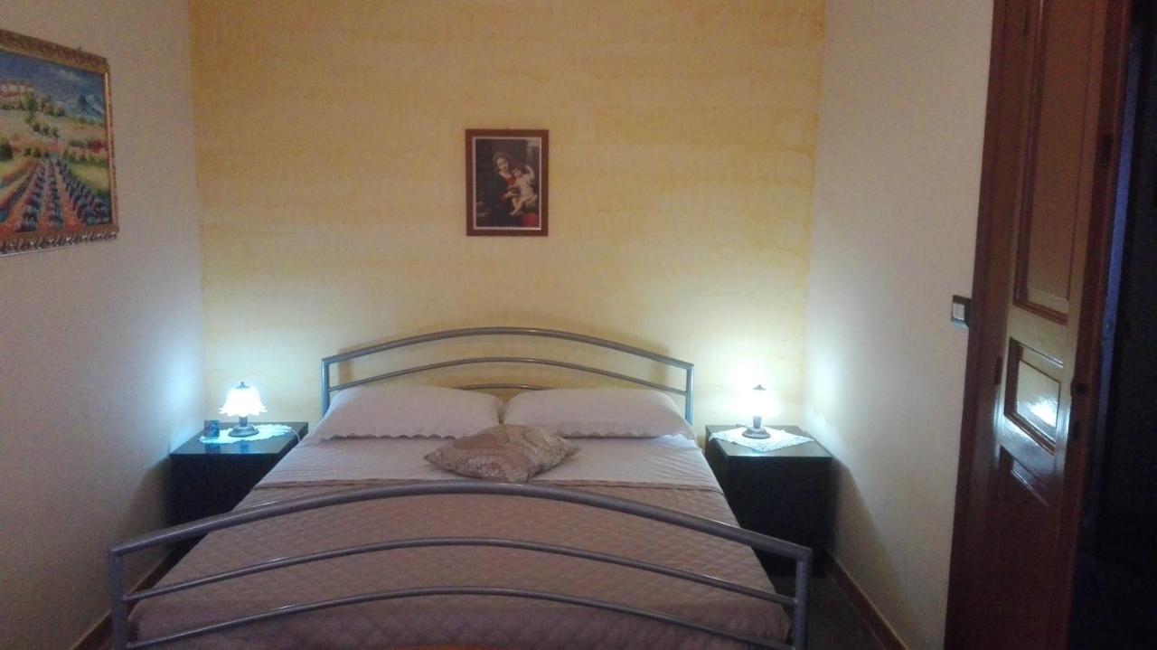 Antico Palazzo Bed & Breakfast Giardini Naxos Exterior photo