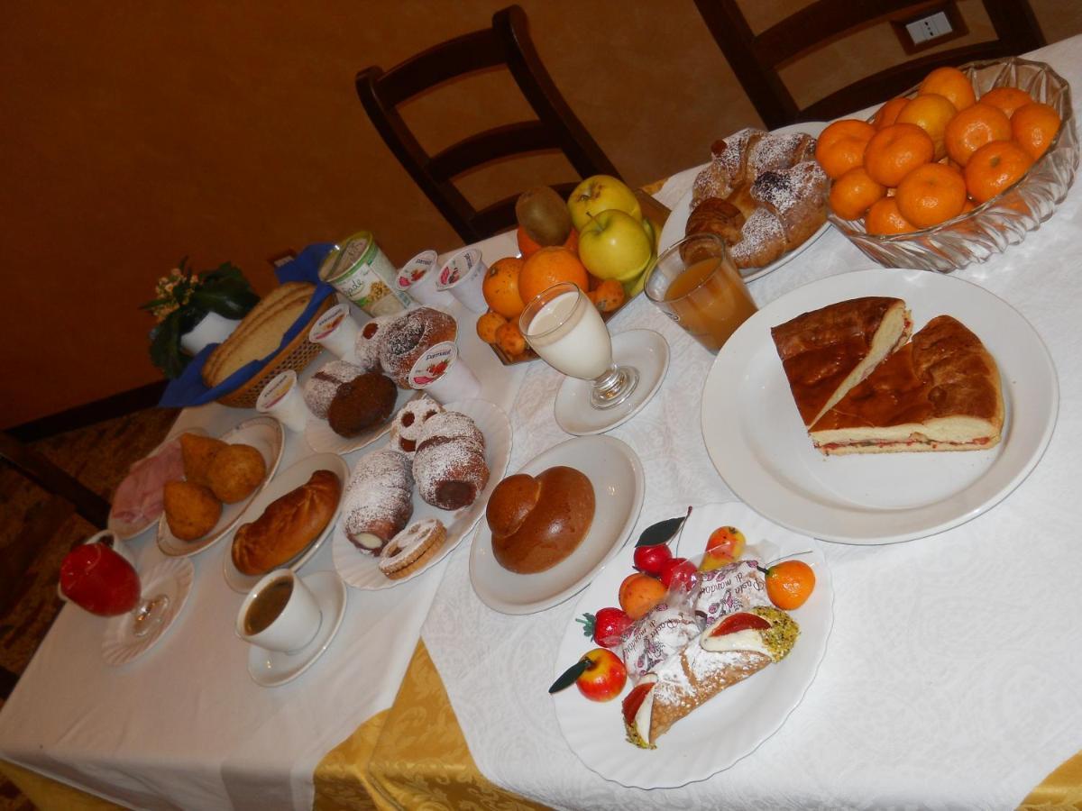 Antico Palazzo Bed & Breakfast Giardini Naxos Exterior photo
