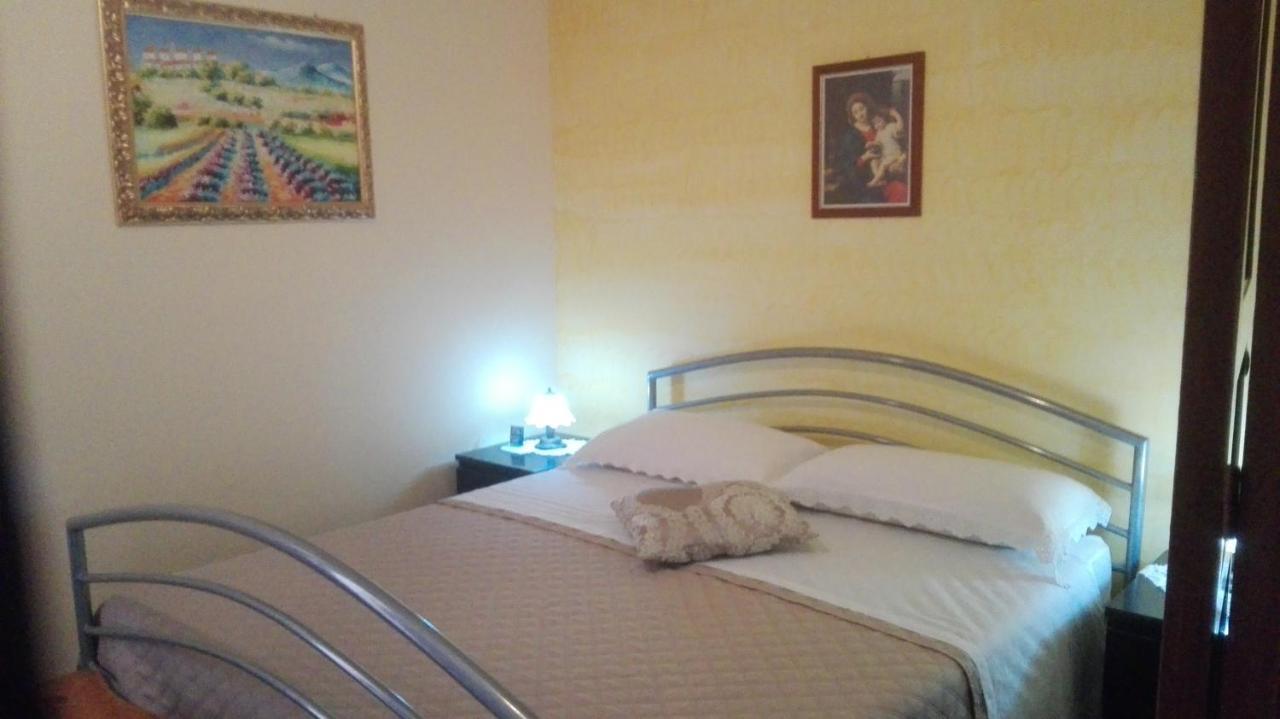 Antico Palazzo Bed & Breakfast Giardini Naxos Exterior photo