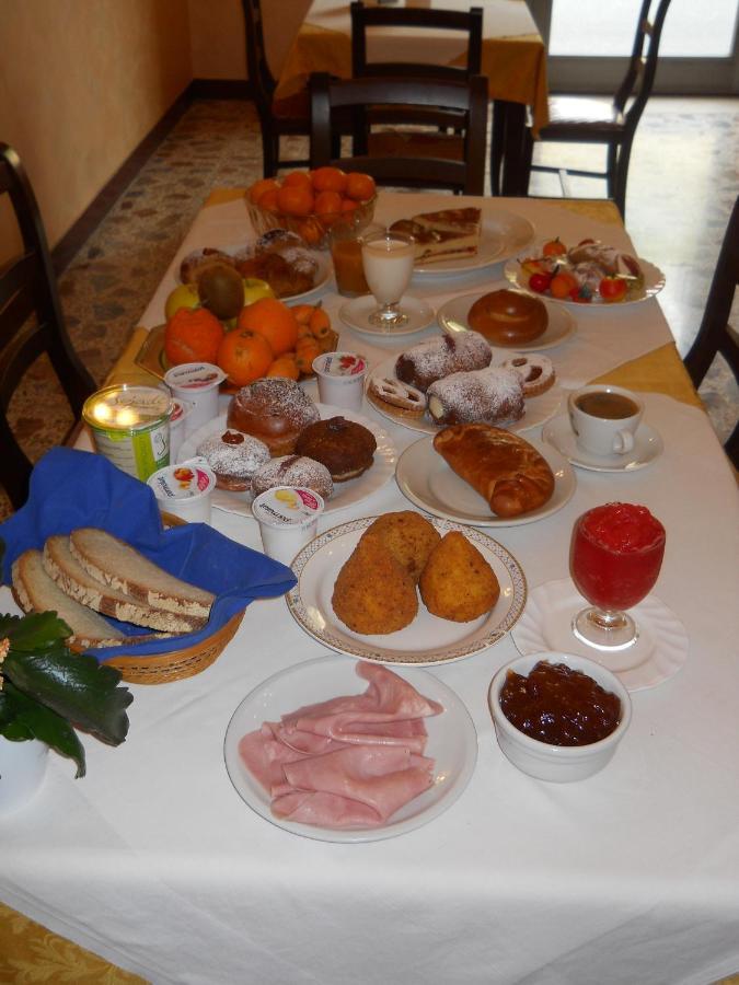 Antico Palazzo Bed & Breakfast Giardini Naxos Exterior photo