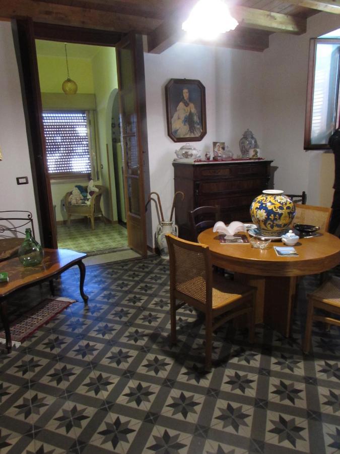 Antico Palazzo Bed & Breakfast Giardini Naxos Exterior photo