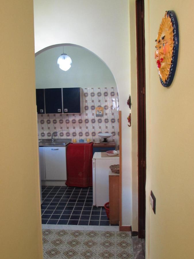 Antico Palazzo Bed & Breakfast Giardini Naxos Exterior photo